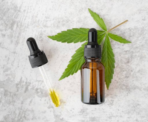How to Use CBD Tincture? A Complete Guide for Beginners - beeZbee
